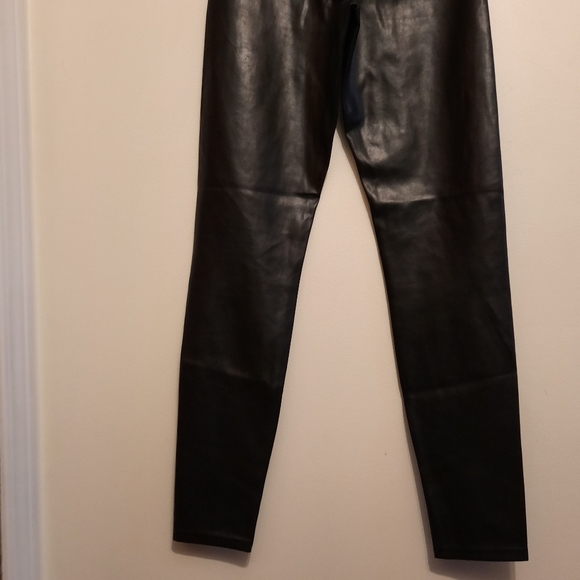 Aritzia Wilfred Free Daria Pant Vegan Leather Leggings - Picture 16 of 16